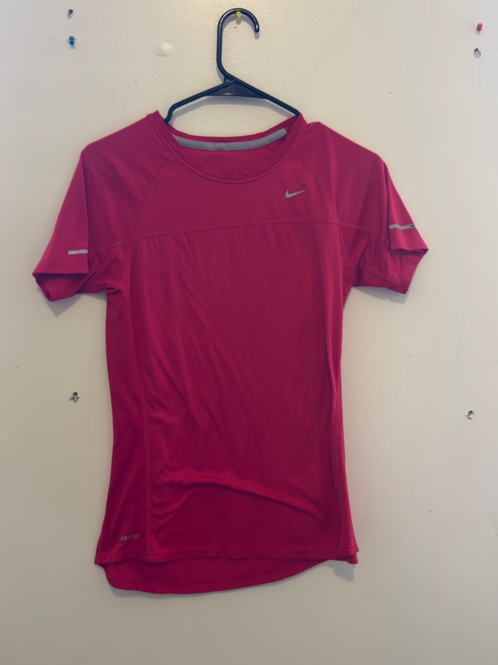 Nike Dri-FIT Short Sleeve Training Tee - Hot Pink